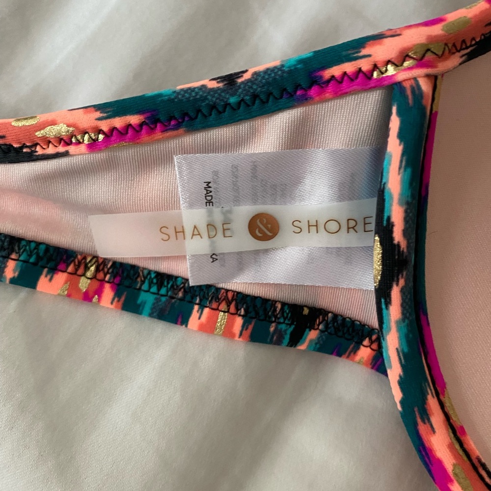 Shade & Shore Halter Bikini Top - Picture 4 of 5